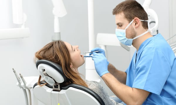 What to Expect During a Dental Emergency Step by Step Guidance from Aurora Smiles