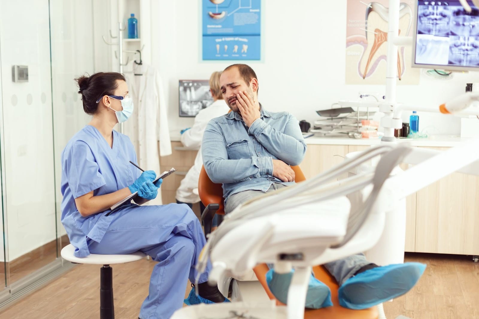 emergency dental service in aurora smiles chermside
